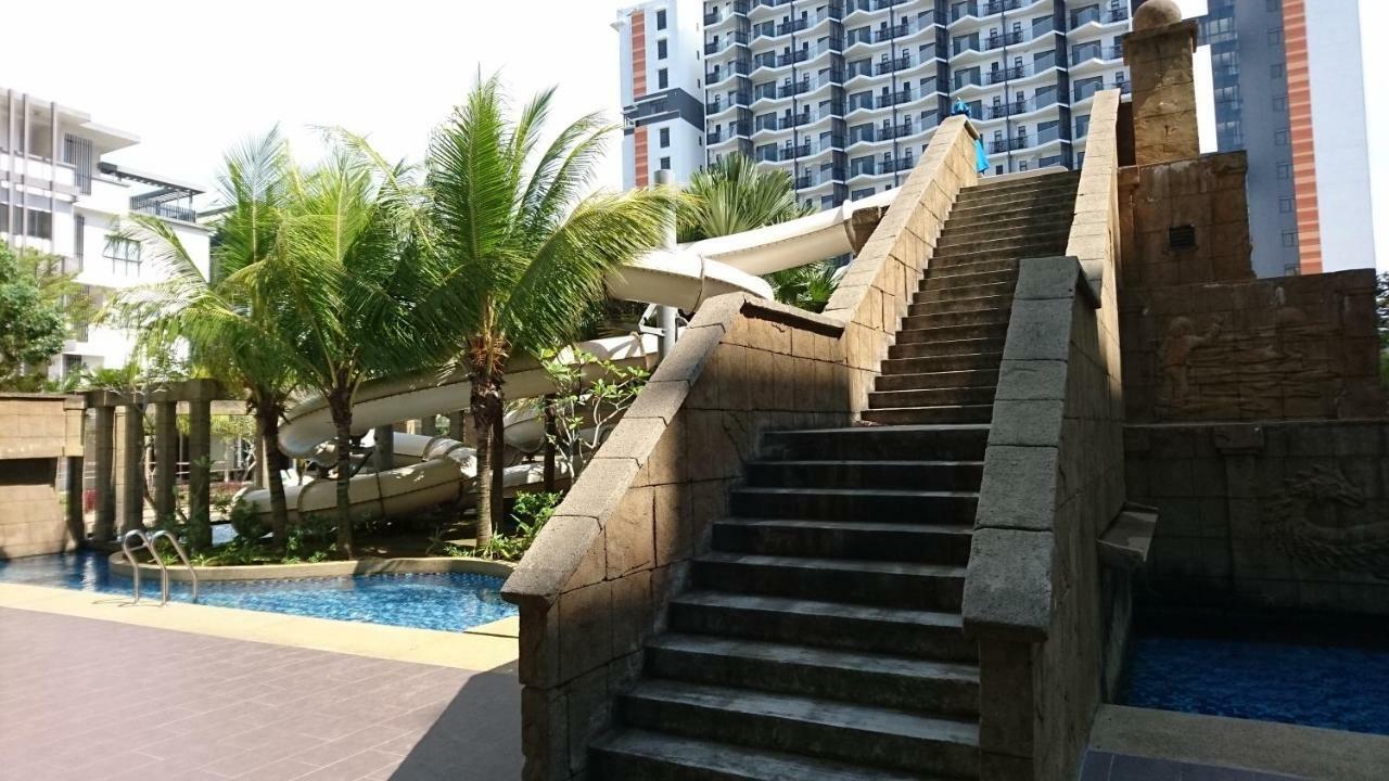 Cozy Swiss Garden Beach Resort Residence Kampung Sungai Karang ภายนอก รูปภาพ