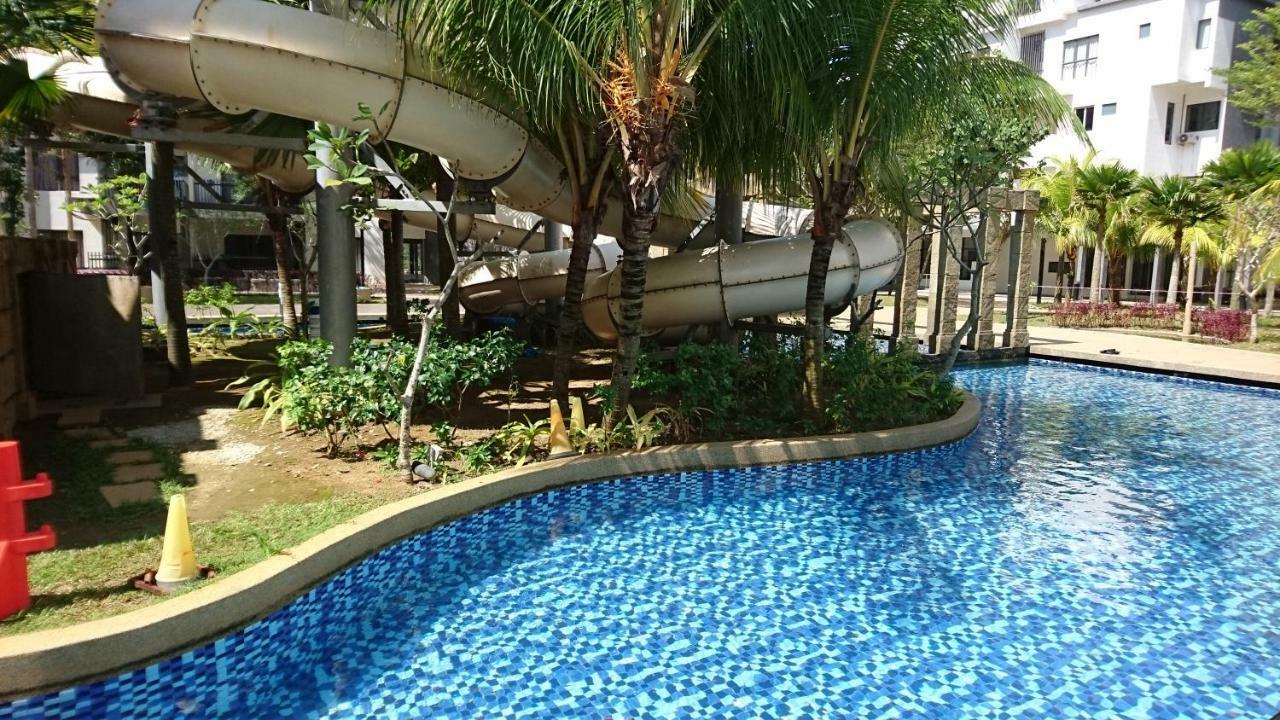Cozy Swiss Garden Beach Resort Residence Kampung Sungai Karang ภายนอก รูปภาพ